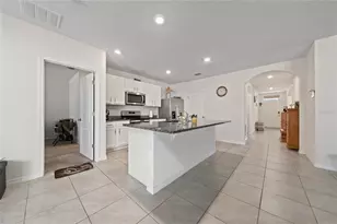 5275 Mayor Dr, Saint Cloud, FL 34771 - Photo 8