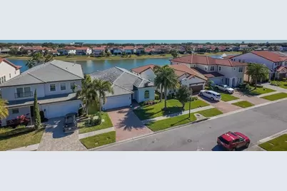 10481 Royal Cypress Way, Orlando, FL 32836 - Photo 2