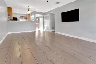 2860 N Powers Dr, Orlando, FL 32818 - Photo 12