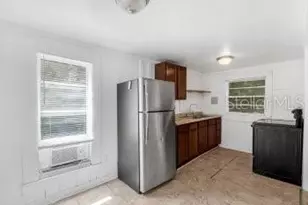 357 W Minneola Ave, Clermont, FL 34711 - Photo 4