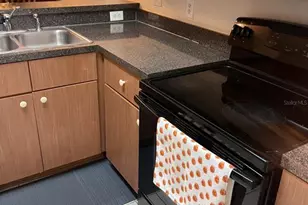 1207 S Beach Cir, Kissimmee, FL 34746 - Photo 8