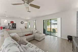 9847 Aurea Moss Ln, Orlando, FL 32832 - Photo 10