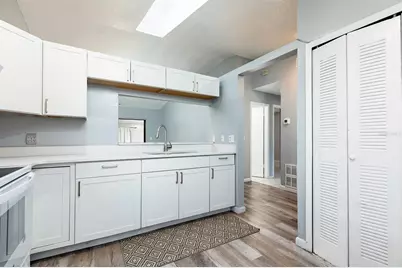 9972 Burl Way, Orlando, FL 32817 - Photo 8