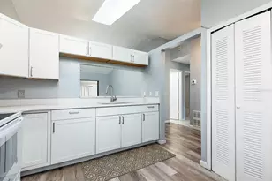 9972 Burl Way, Orlando, FL 32817 - Photo 8