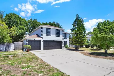 809 Deer Glen Court, Fruitland Park, FL 34731 - Photo 4