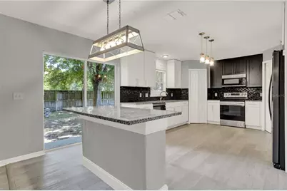 809 Deer Glen Court, Fruitland Park, FL 34731 - Photo 18