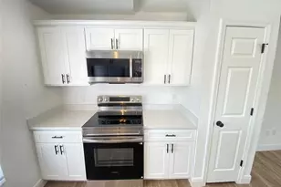 9021 Lee Vista Blvd, Orlando, FL 32839 - Photo 10