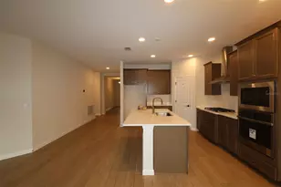 5303 High Line Dr, Saint Cloud, FL 34771 - Photo 2