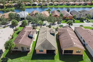 884 Grand Canal Dr, Kissimmee, FL 34759 - Photo 30