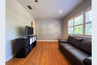 256 E Crystal Lake Street, Orlando, FL 32806 - Photo 16