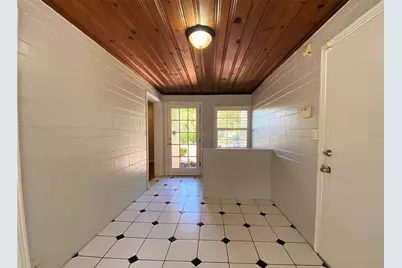 256 E Crystal Lake Street, Orlando, FL 32806 - Photo 6