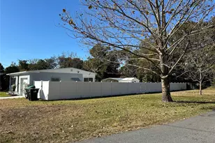 2443 E Jersey Ave, Orlando, FL 32806 - Photo 14