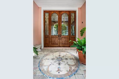 543 Isleworth Close, Tarpon Springs, FL 34688 - Photo 2