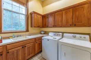 543 Isleworth Close, Tarpon Springs, FL 34688 - Photo 22