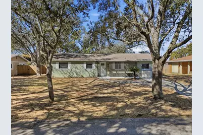112 Alexandria Avenue, Minneola, FL 34715 - Photo 1