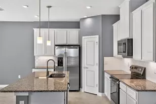 6408 Domizio Dr, Winter Haven, FL 33884 - Photo 6