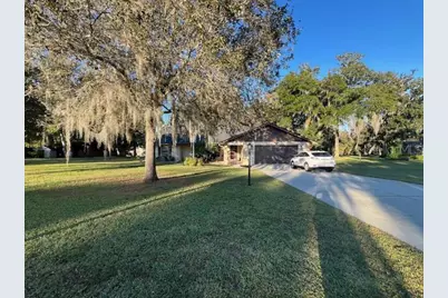 5141 Magnolia Ridge Road, Fruitland Park, FL 34731 - Photo 2