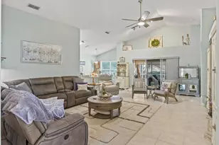 3883 Eversholt St, Clermont, FL 34711 - Photo 2