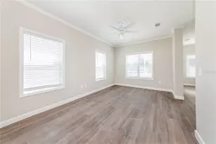 509 60th Ave Dr W, Bradenton, FL 34207 - Photo 2