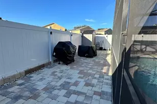 1838 Royal Ridge Dr, Davenport, FL 33896 - Photo 8