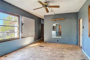 13005 Florida Ave, Astatula, FL 34705 - Photo 12