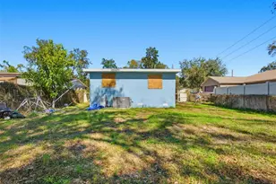 1905 E Annona Ave, Tampa, FL 33612 - Photo 12