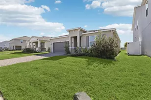 1418 Flatwood St, Saint Cloud, FL 34771 - Photo 2