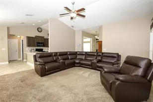 31631 Broadwater Ave, Leesburg, FL 34748 - Photo 14