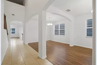 11506 Addison Chase Drive, Riverview, FL 33579 - Photo 12