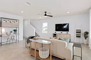 3273 Ellsworth Ave, Davenport, FL 33837 - Photo 8