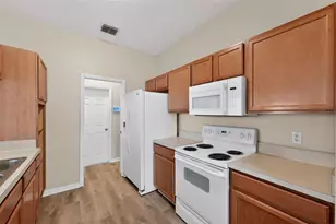 4301 Paradise Cove Ct, Kissimmee, FL 34746 - Photo 10