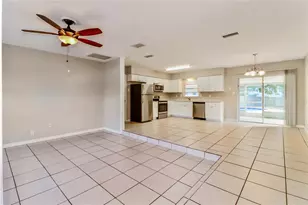 2258 Village Ct, Brandon, FL 33511 - Photo 4