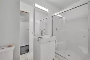 831/833 Huntington Ct, Winter Park, FL 32789 - Photo 16