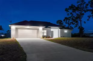 1913 NW 30th St, Cape Coral, FL 33993 - Photo 4