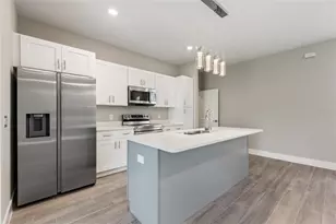 205 Hyacinth Ct, Kissimmee, FL 34759 - Photo 14