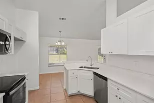 808 Scenic View Cir, Minneola, FL 34715 - Photo 6