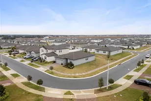 121 Towns Cir, Haines City, FL 33844 - Photo 2