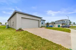 121 Towns Cir, Haines City, FL 33844 - Photo 28