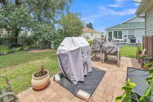 8371 SE 168th Trinity Pl, The Villages, FL 32162 - Photo 4