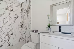 214 45th Ave NE, Saint Petersburg, FL 33703 - Photo 12