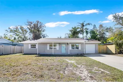 214 45th Avenue NE, Saint Petersburg, FL 33703 - Photo 1