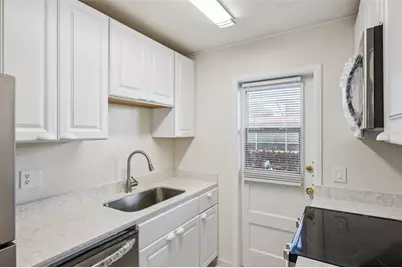 320 Lakeview Street #108, Orlando, FL 32804 - Photo 10