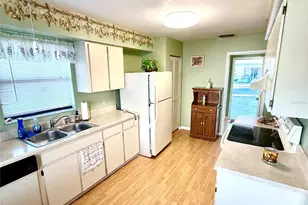 4905 Pleasant Hollow Trail, Lakeland, FL 33811 - Photo 4