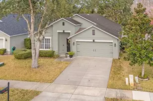 2037 Darlin Cir, Orlando, FL 32820 - Photo 2