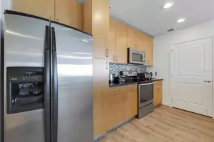 155 S Court Ave, Orlando, FL 32801 - Photo 16