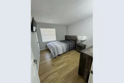 1649 W Oak Ridge Road #1649C, Orlando, FL 32809 - Photo 8