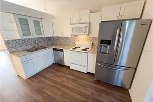 1703 Oak Branch Ct, Brandon, FL 33511 - Photo 2