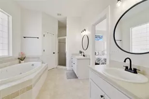 1401 Hidden Oaks Bend, Saint Cloud, FL 34771 - Photo 12