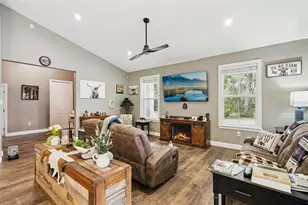 160 Lush Ln, Deltona, FL 32738 - Photo 10