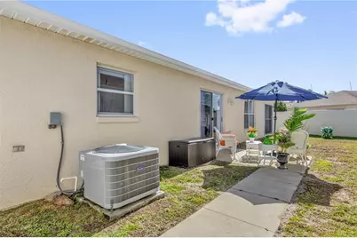 8386 SE 173rd Hamilton Place, The Villages, FL 32162 - Photo 8